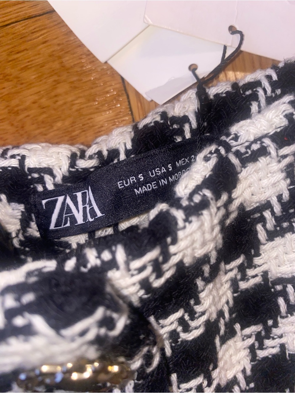Zara Black & White Houndstooth High-Waist Shorts - Picture 4 of 4